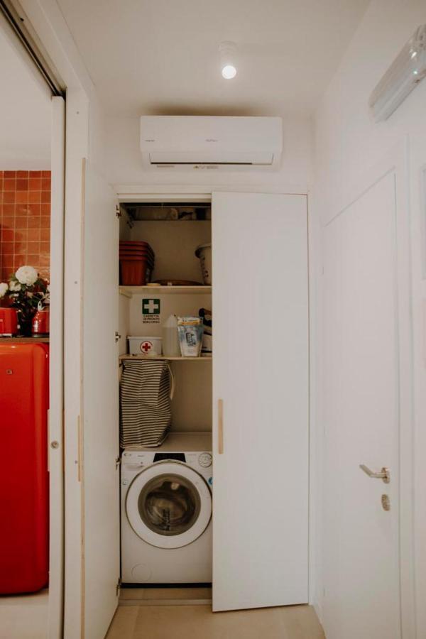 Petrarca17 Guest House A Due Passi Dal Mare 泰拉奇纳 外观 照片