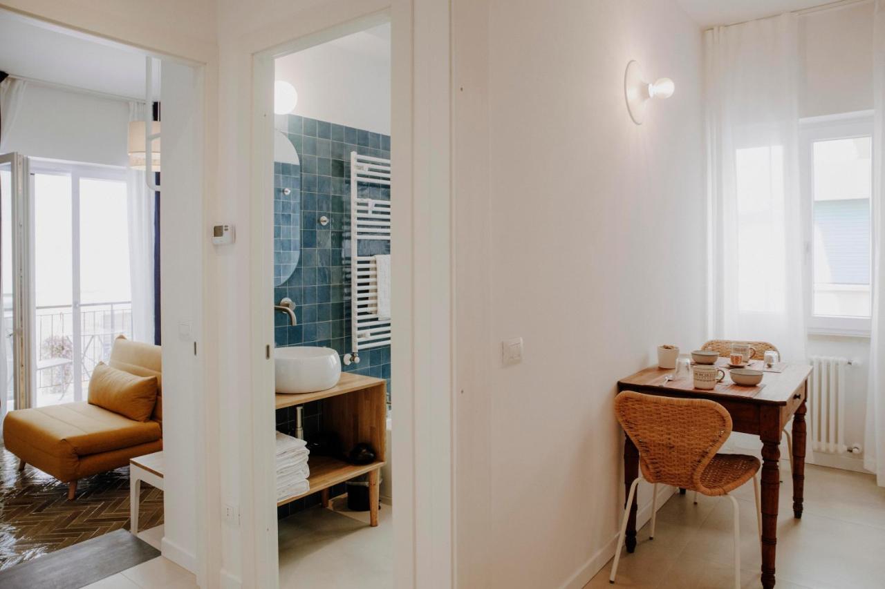 Petrarca17 Guest House A Due Passi Dal Mare 泰拉奇纳 外观 照片