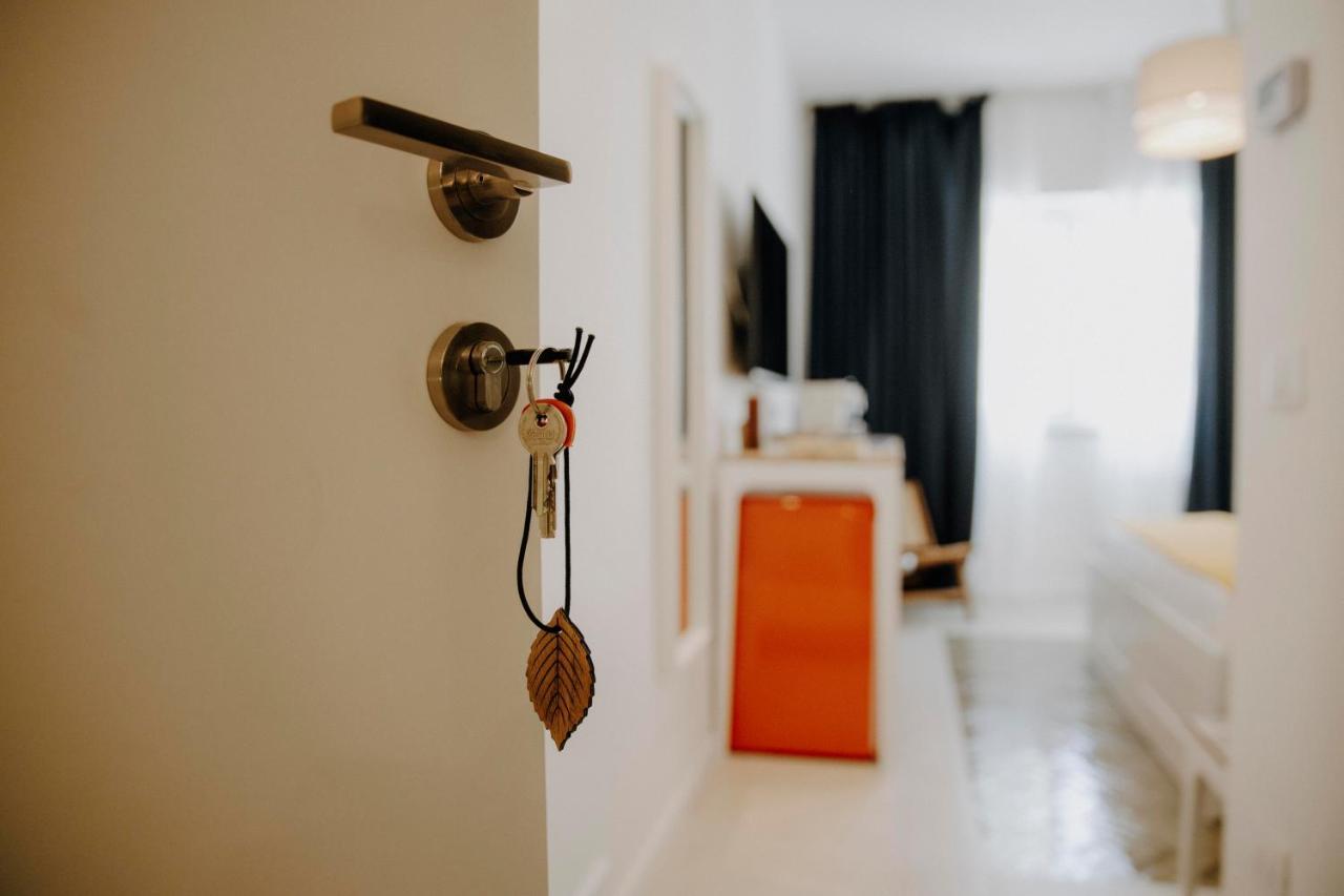 Petrarca17 Guest House A Due Passi Dal Mare 泰拉奇纳 外观 照片
