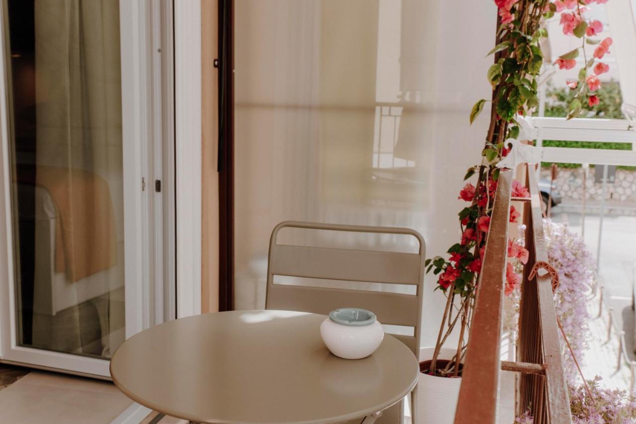 Petrarca17 Guest House A Due Passi Dal Mare 泰拉奇纳 外观 照片